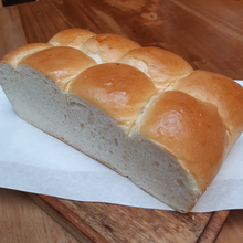 Load image into Gallery viewer, Hawaiian Sweet Bun